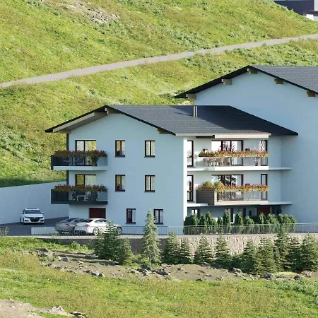 Chic In The Tennengebirge With Infinity Pool Apartment *