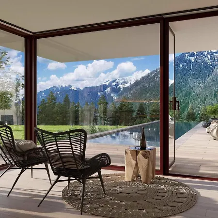 Chic In The Tennengebirge With Infinity Pool Apartment